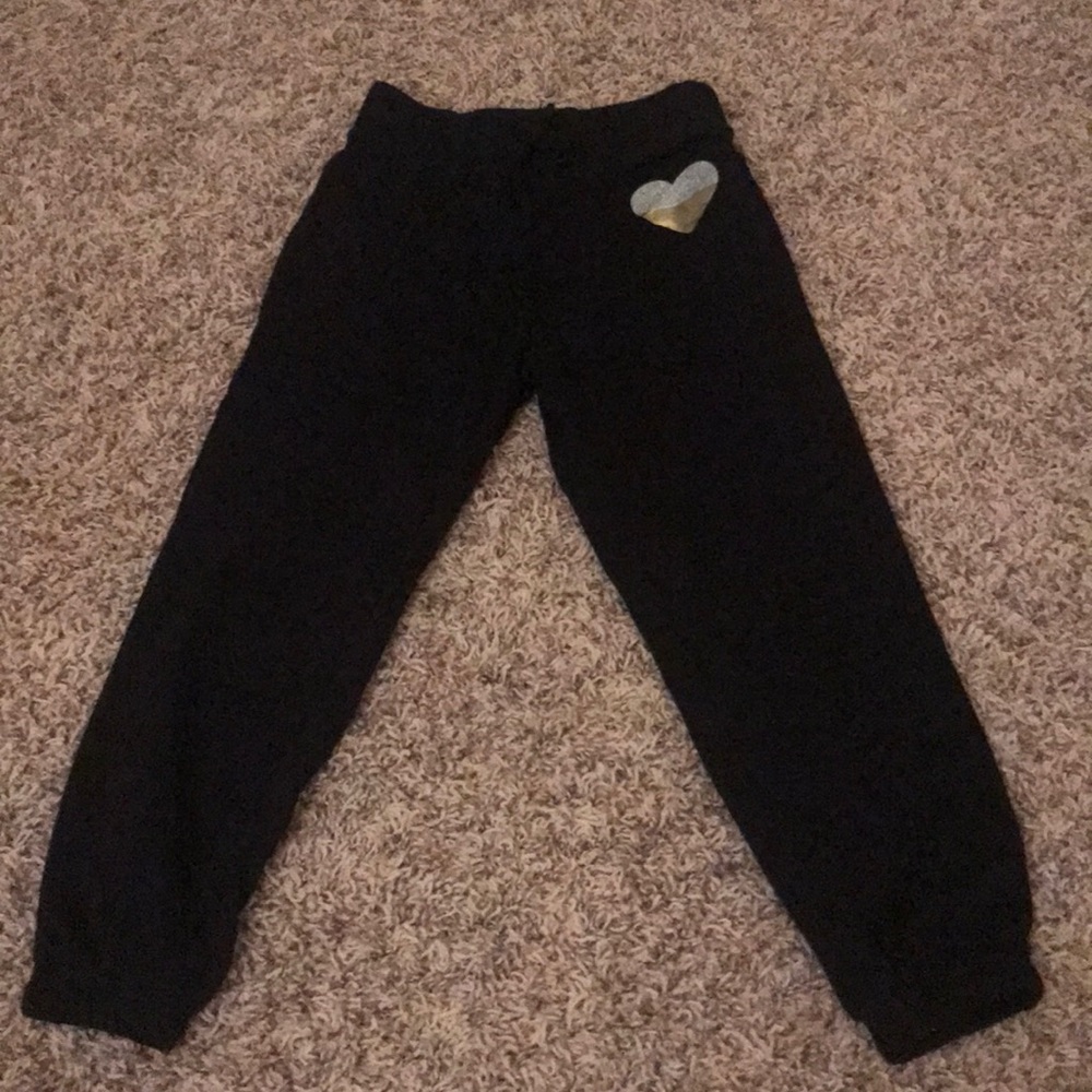 Like-new girls sweats!